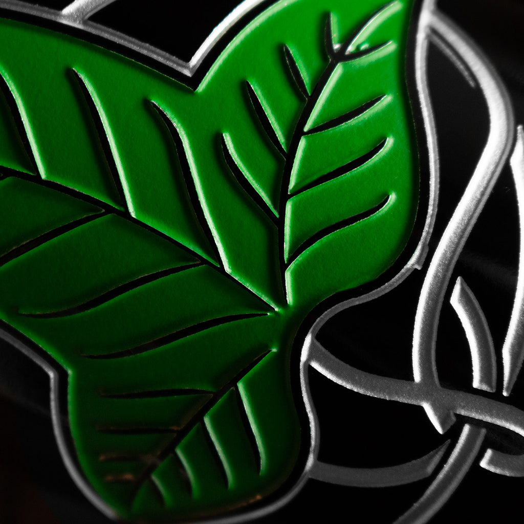 The Lord of the Rings Leaf of Lorien Custom Name Etched Wine