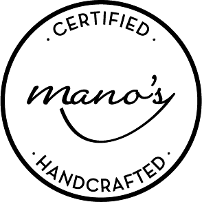 Mano's Wine Logo