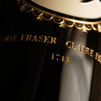 Outlander Jamie and Claire Silhouette Etched Wine Bottle